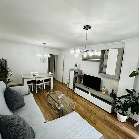 Nuevo Centrico Y Luminoso Apartamento